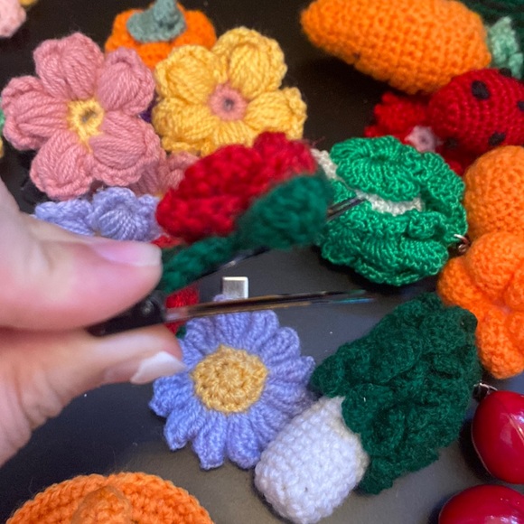 Offerme$5❗️ Mom Handmade - hair clips a pair for $10 - Picture 3 of 3